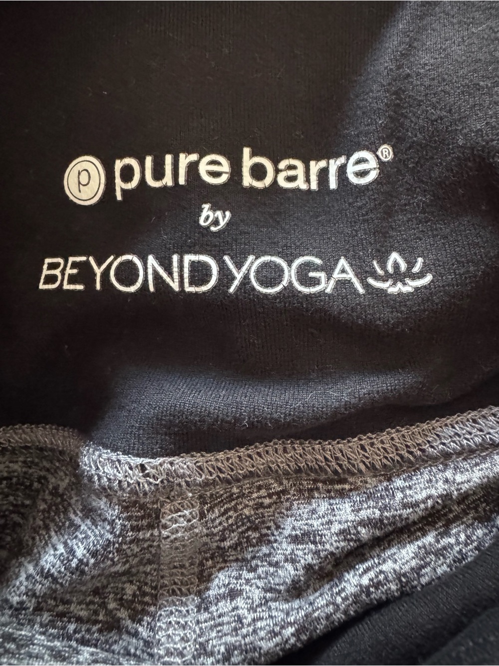 Beyond Yoga x Pure Barre Spacedye Legging 28” Inseam XS - Picture 4 of 5